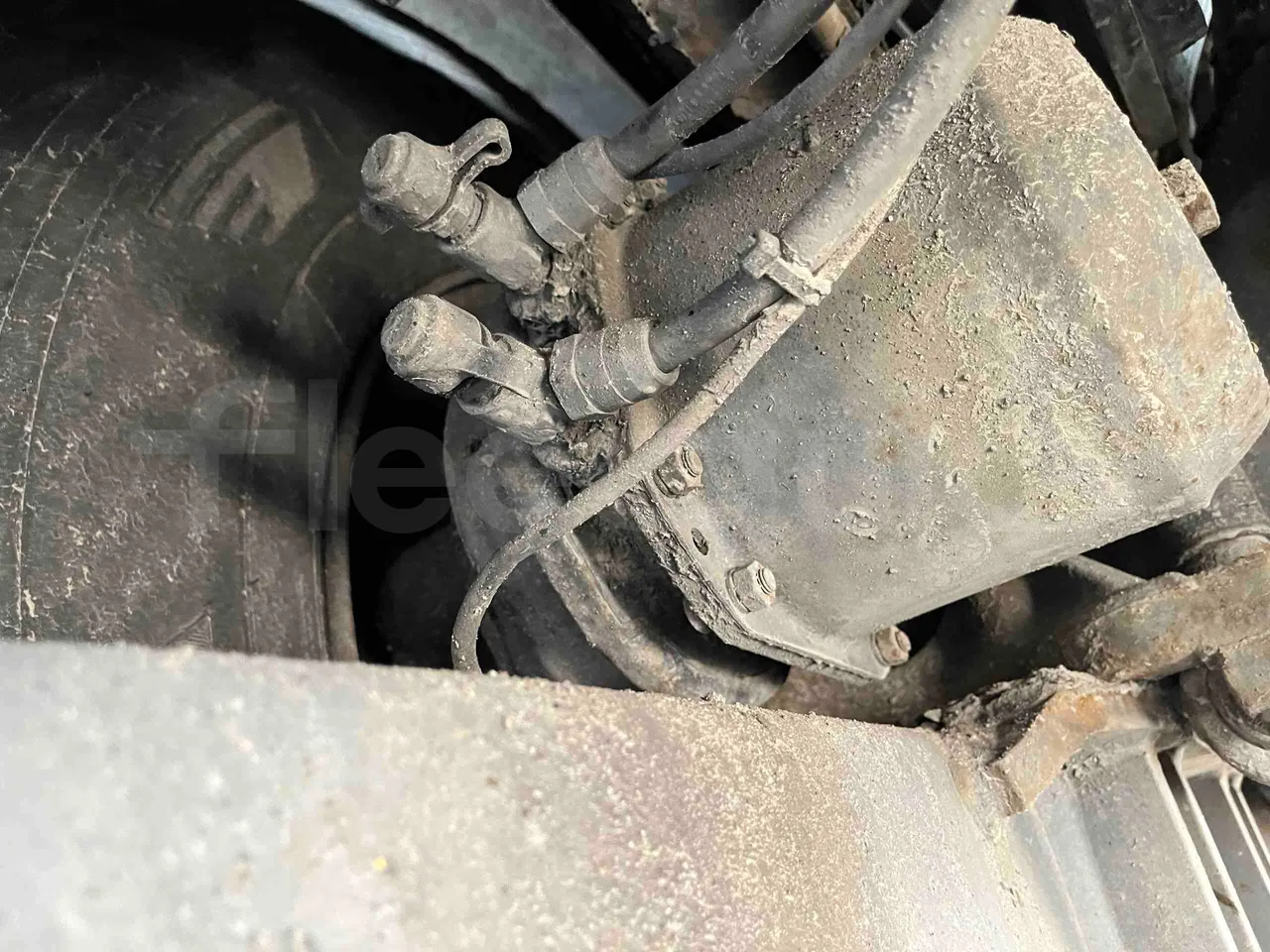 Irizar Scania I4 - Euro5 - 250 kW - 12.900mt - axle 2 caliper brakes left