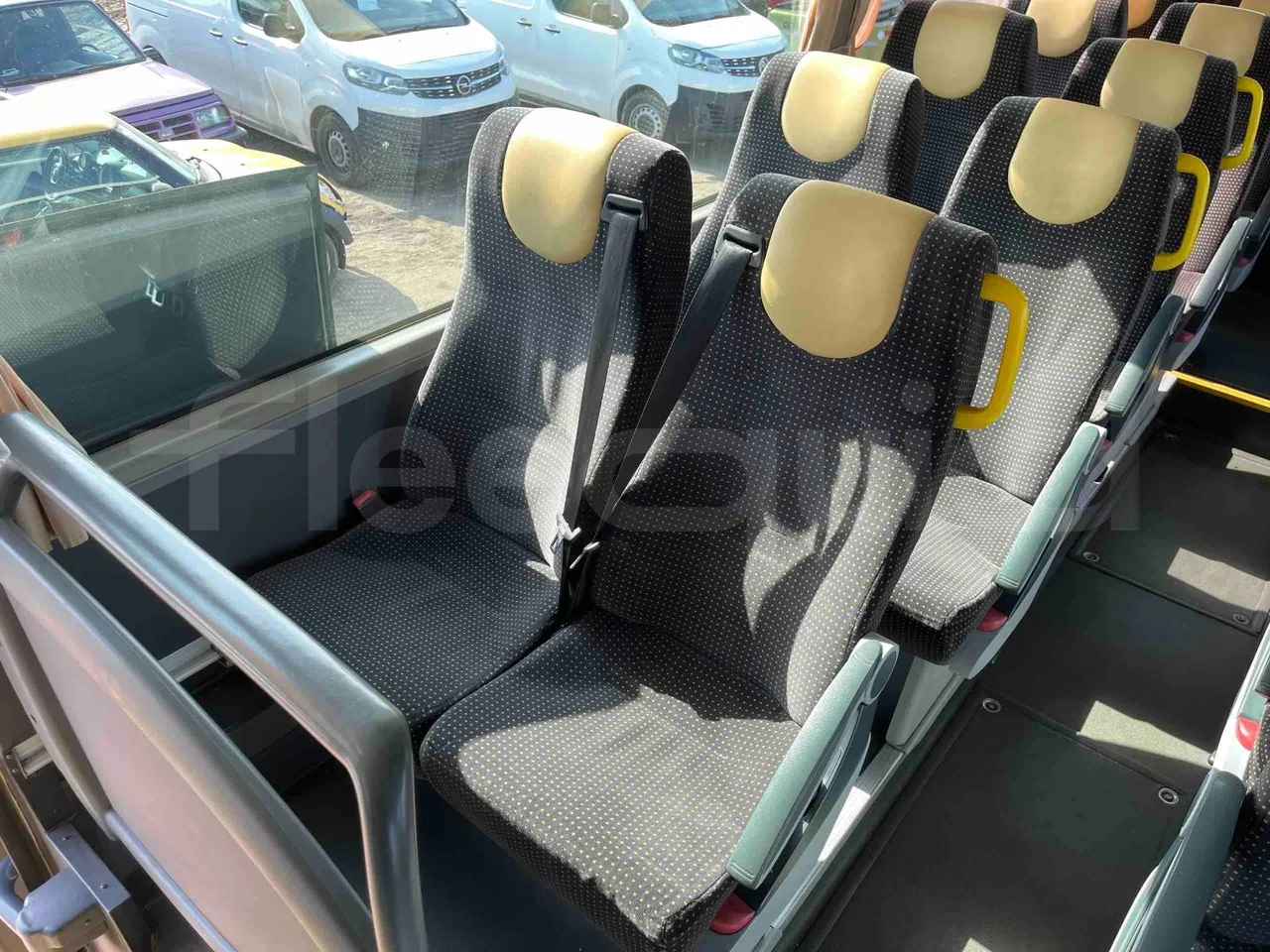 Irizar Scania I4 - Euro5 - 250 kW - 12.900mt - single seat detail
