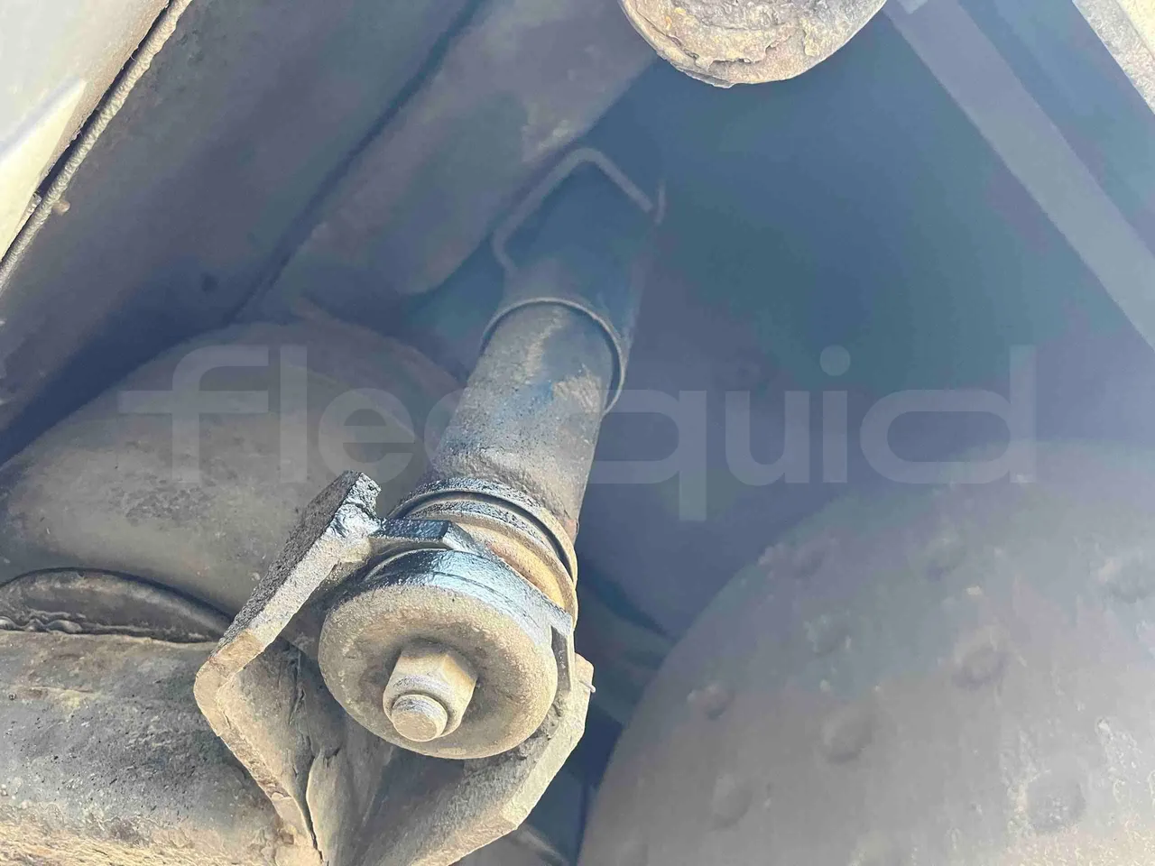 Irizar Scania I4 - Euro5 - 250 kW - 12.900mt - axle 2 shock absorbers 2 left