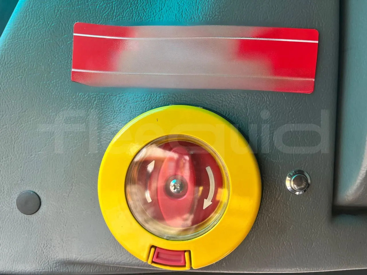 Volvo Barbi Genesis B12B/EURO 3 - 279kW - 12m - 3/4 right front doors open