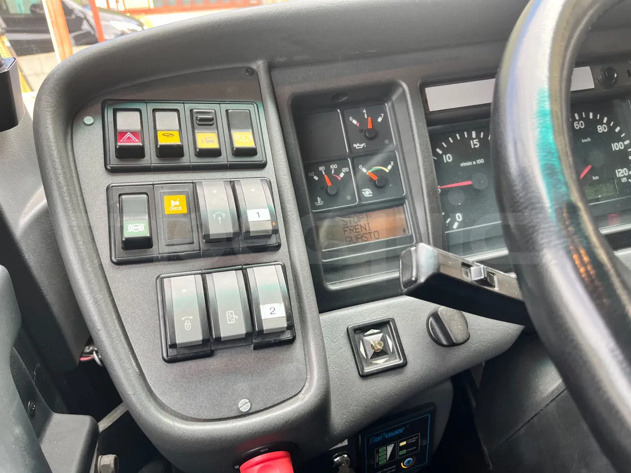 Volvo Barbi Genesis B12B/EURO 3 - 279kW - 12m - onboard devices 1