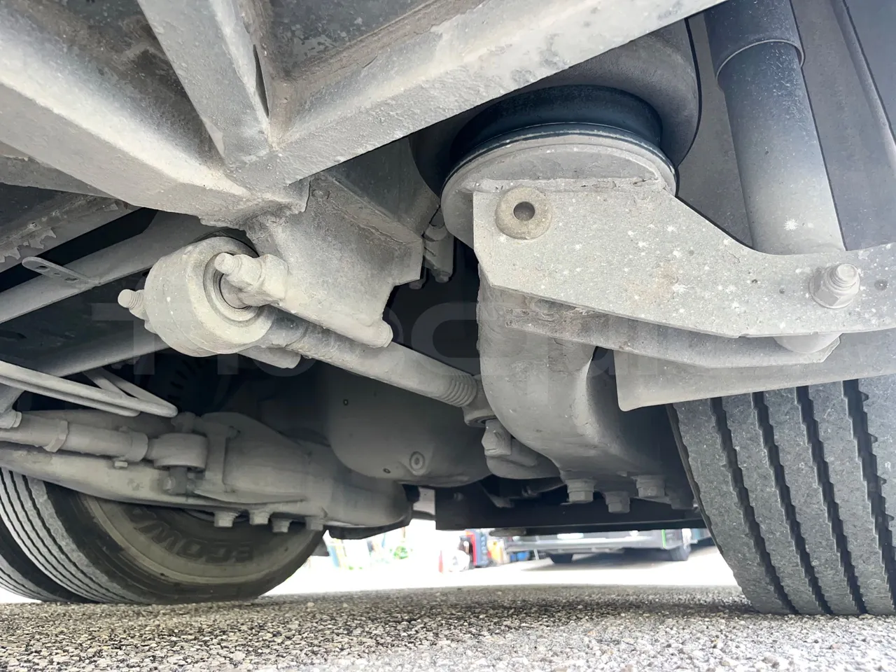 Volvo Barbi Genesis B12B/EURO 3 - 279kW - 12m - central axle (18m)