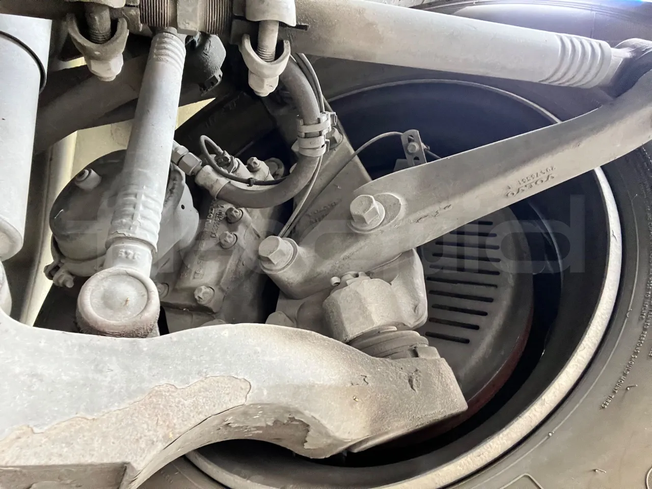 Volvo Barbi Genesis B12B/EURO 3 - 279kW - 12m - front discs left