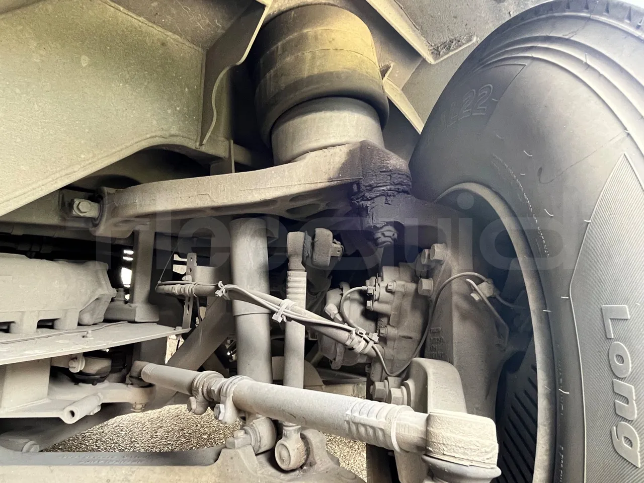 Volvo Barbi Genesis B12B/EURO 3 - 279kW - 12m - front shock absorbers right