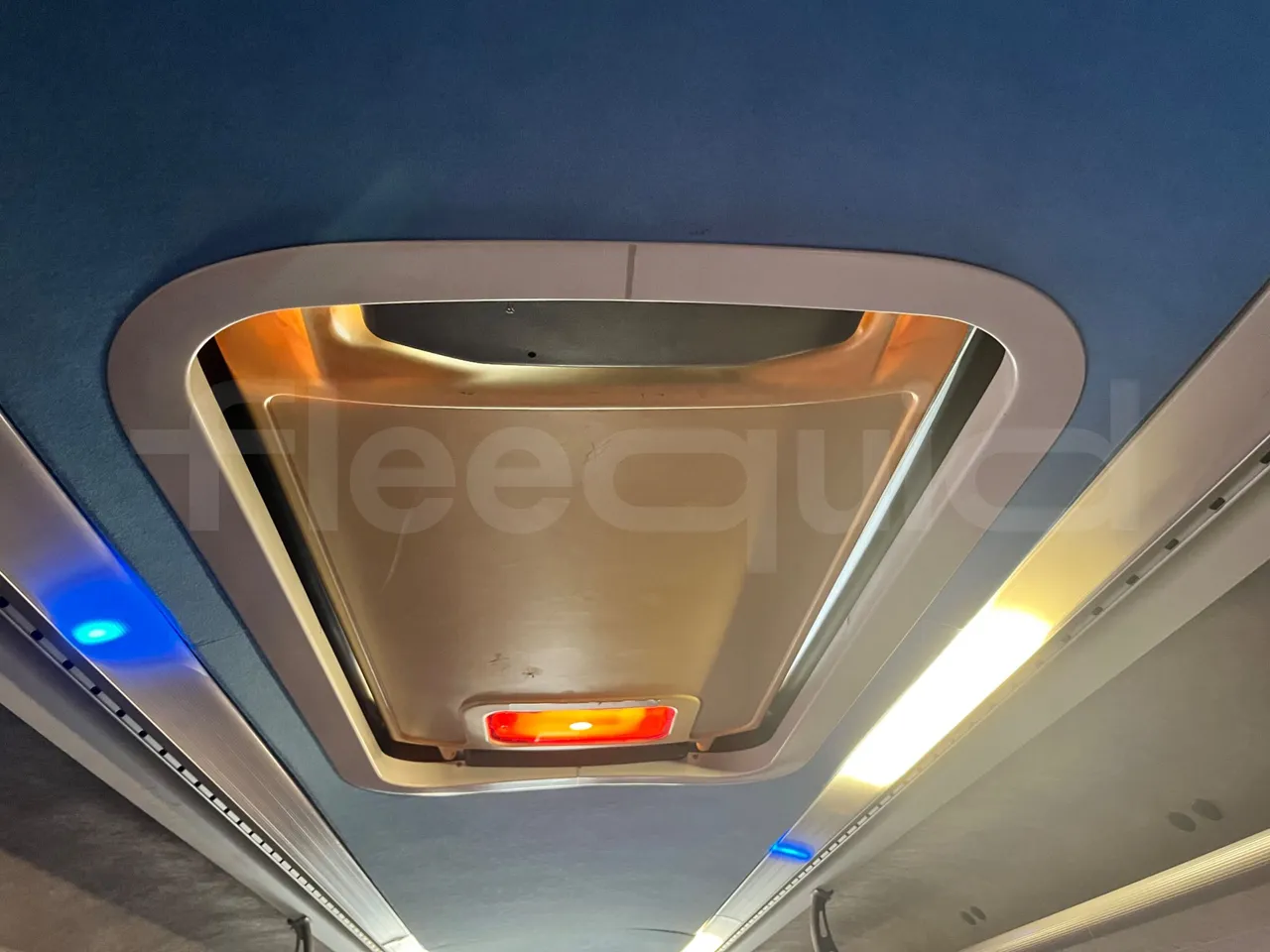 Volvo Barbi Genesis B12B/EURO 3 - 279kW - 12m - roof hatch 2