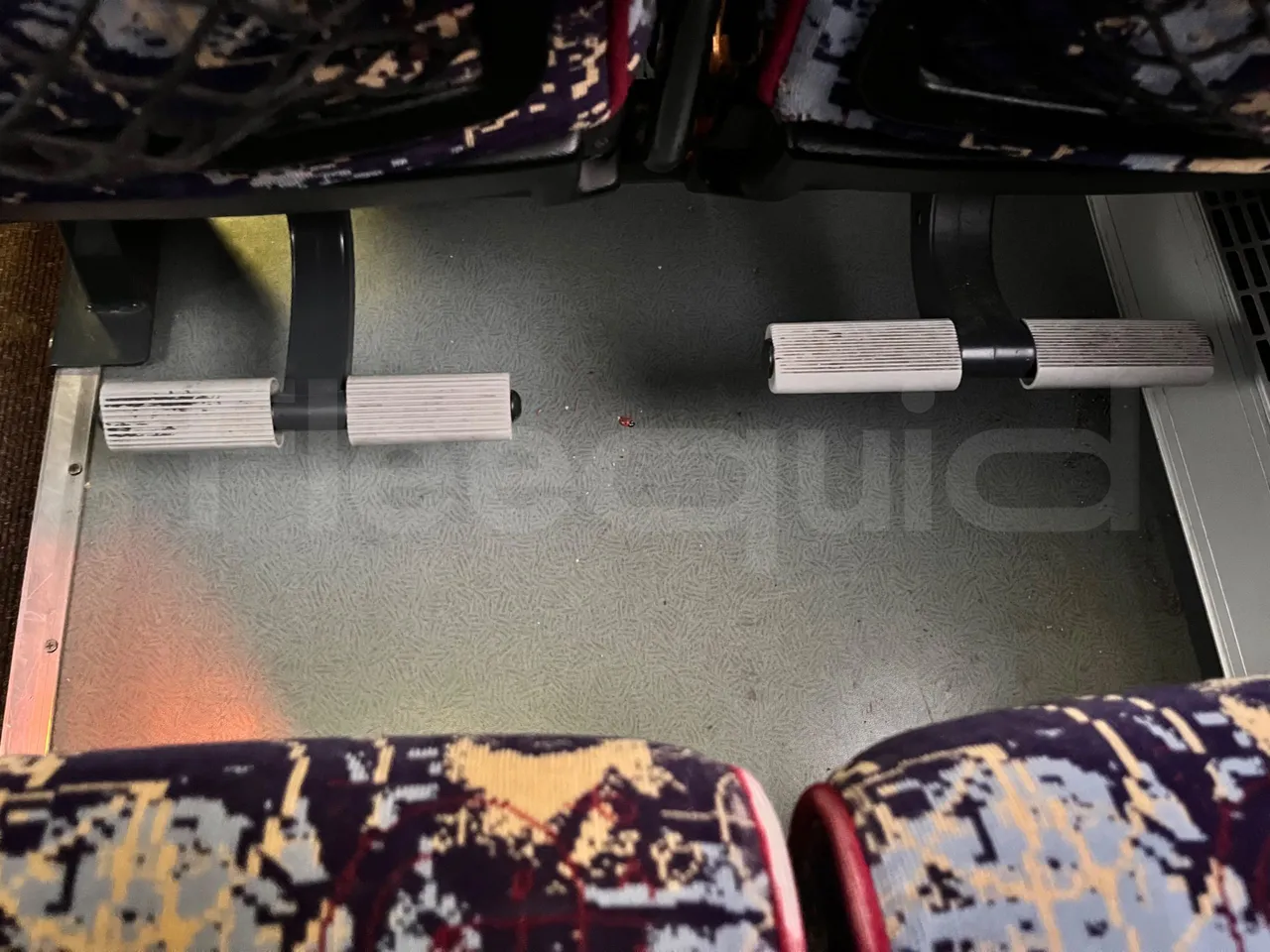 Volvo Barbi Genesis B12B/EURO 3 - 279kW - 12m - power outlets detail