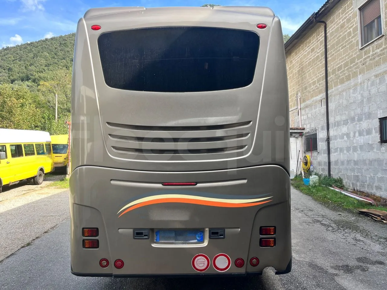 Volvo Barbi Genesis B12B/EURO 3 - 279kW - 12m - rear hatch closed