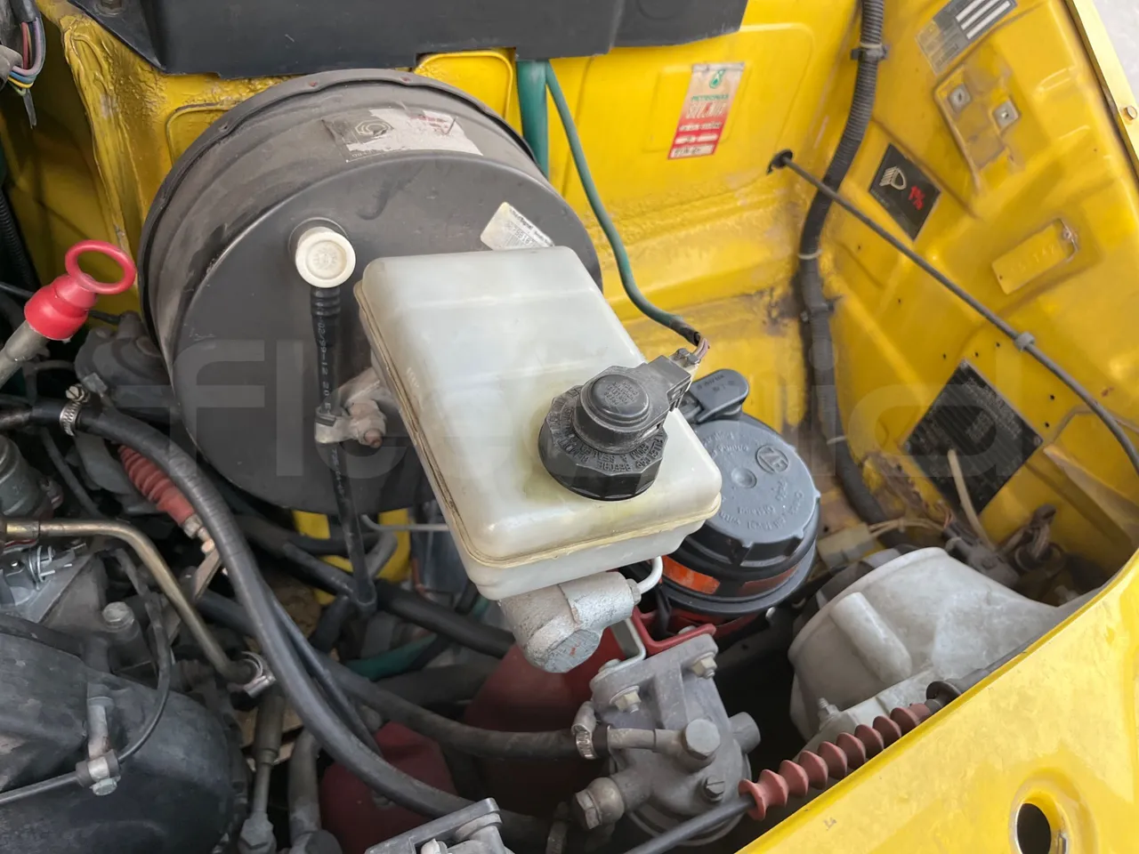 Iveco A45E10 28 - Euro2 - 76kW - 6.860mt - air conditioning compressor