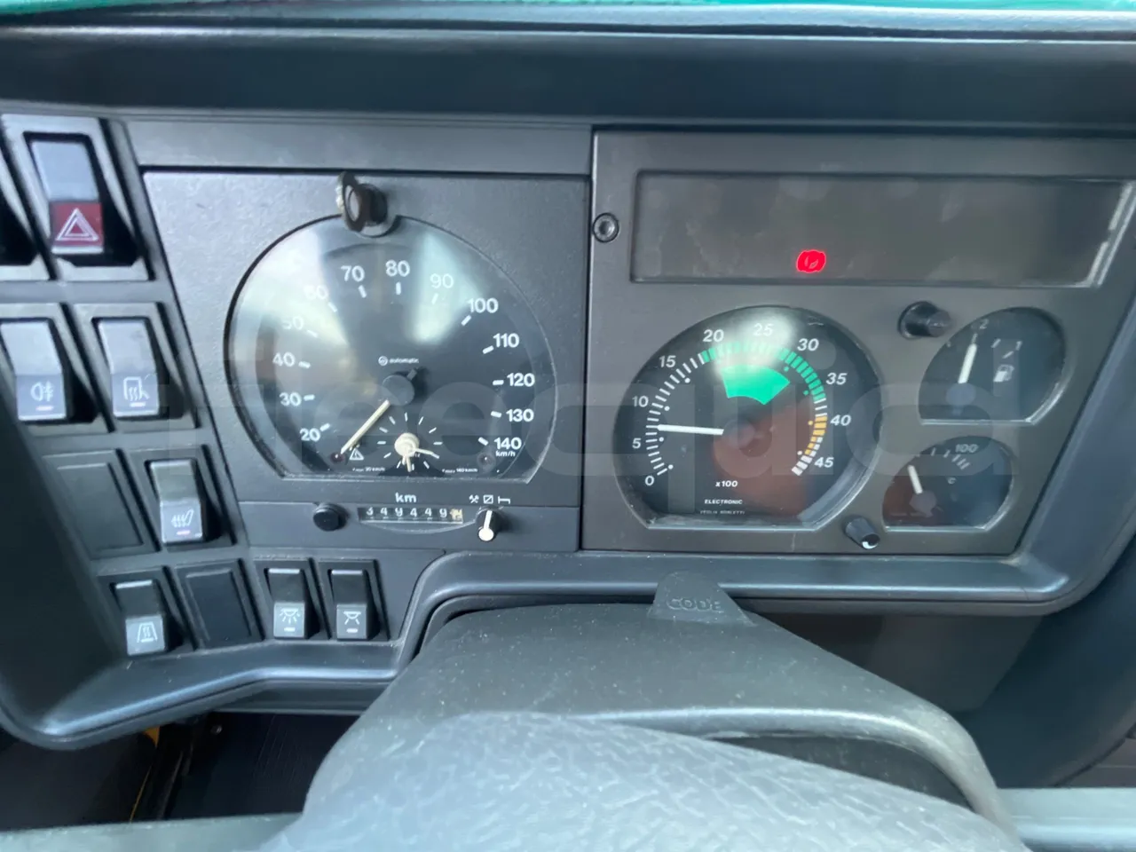 Iveco A45E10 28 - Euro2 - 76kW - 6.860mt - dashboard lights on