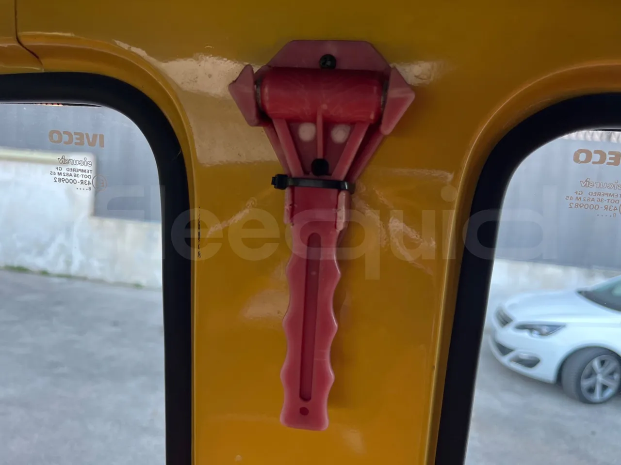 Iveco A45E10 28 - Euro2 - 76kW - 6.860mt - disabled area photo