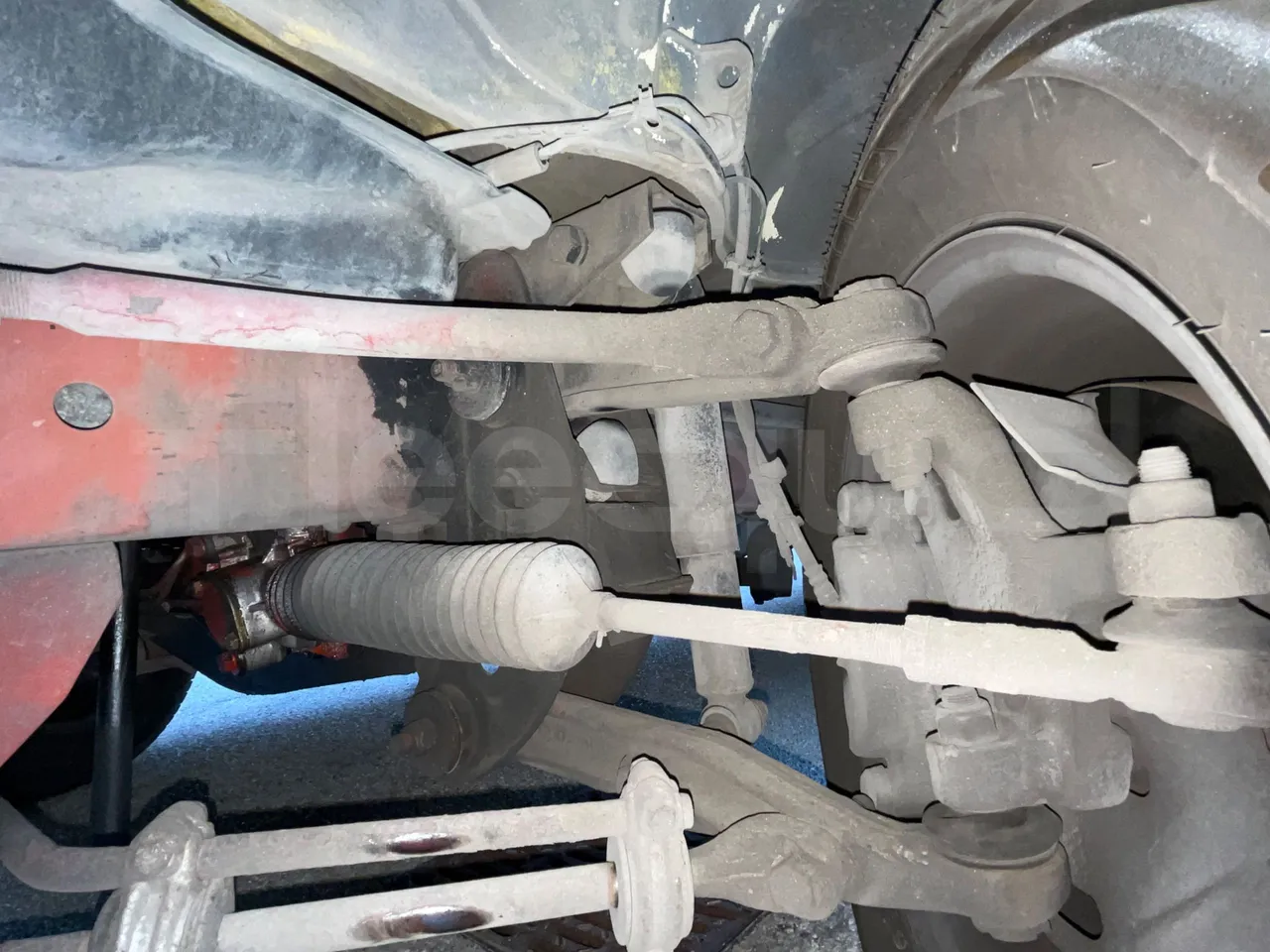 Iveco A45E10 28 - Euro2 - 76kW - 6.860mt - front shock absorbers right