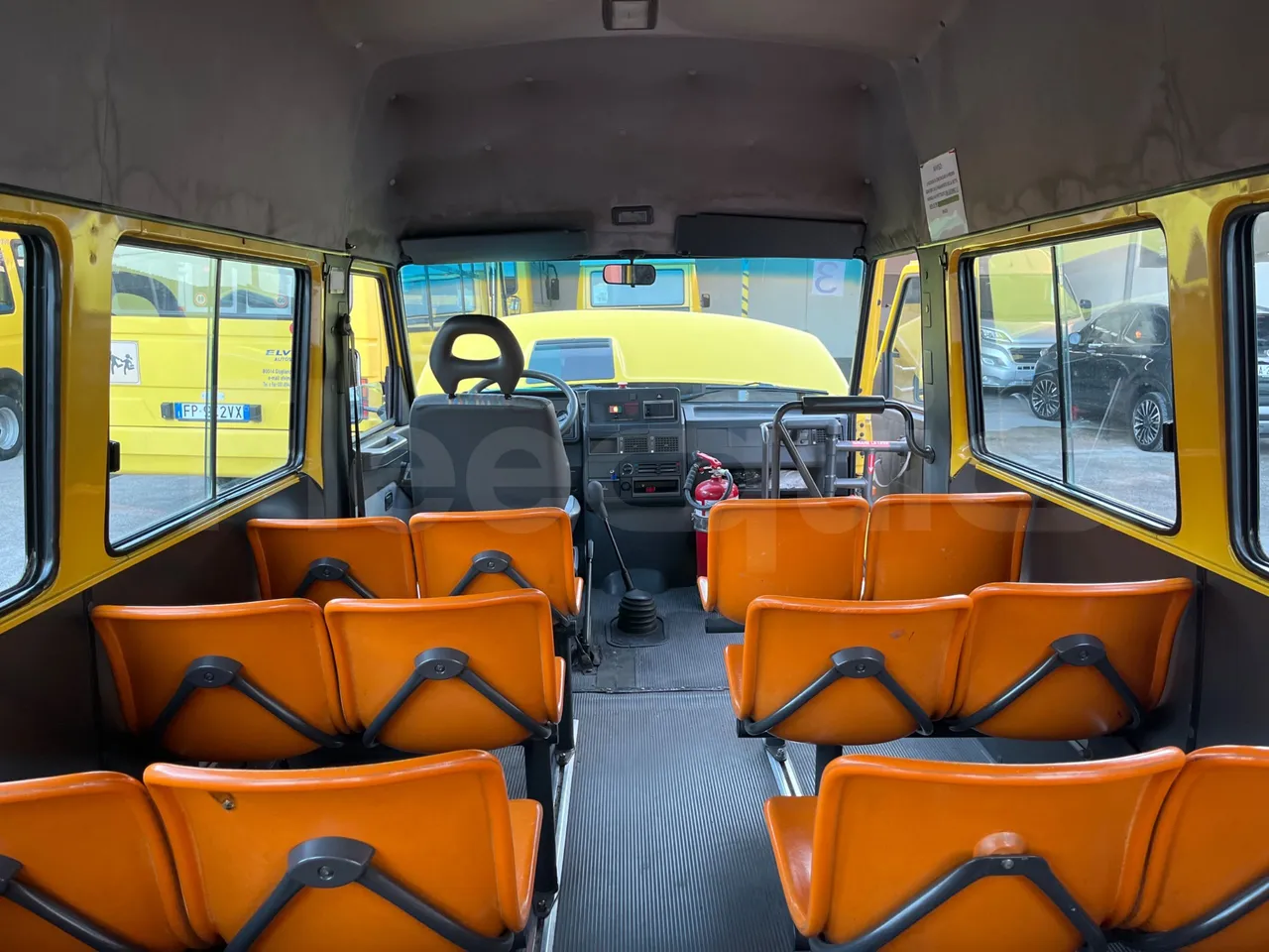 Iveco A45E10 28 - Euro2 - 76kW - 6.860mt - forward view all seats last row height