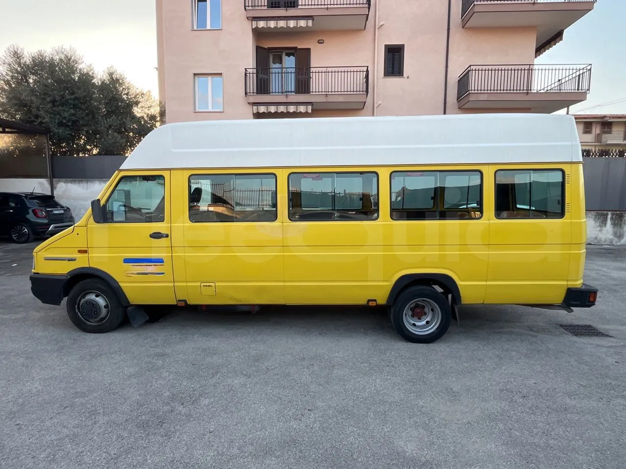 Iveco A45E10 28 - Euro2 - 76kW - 6.860mt - left side photo