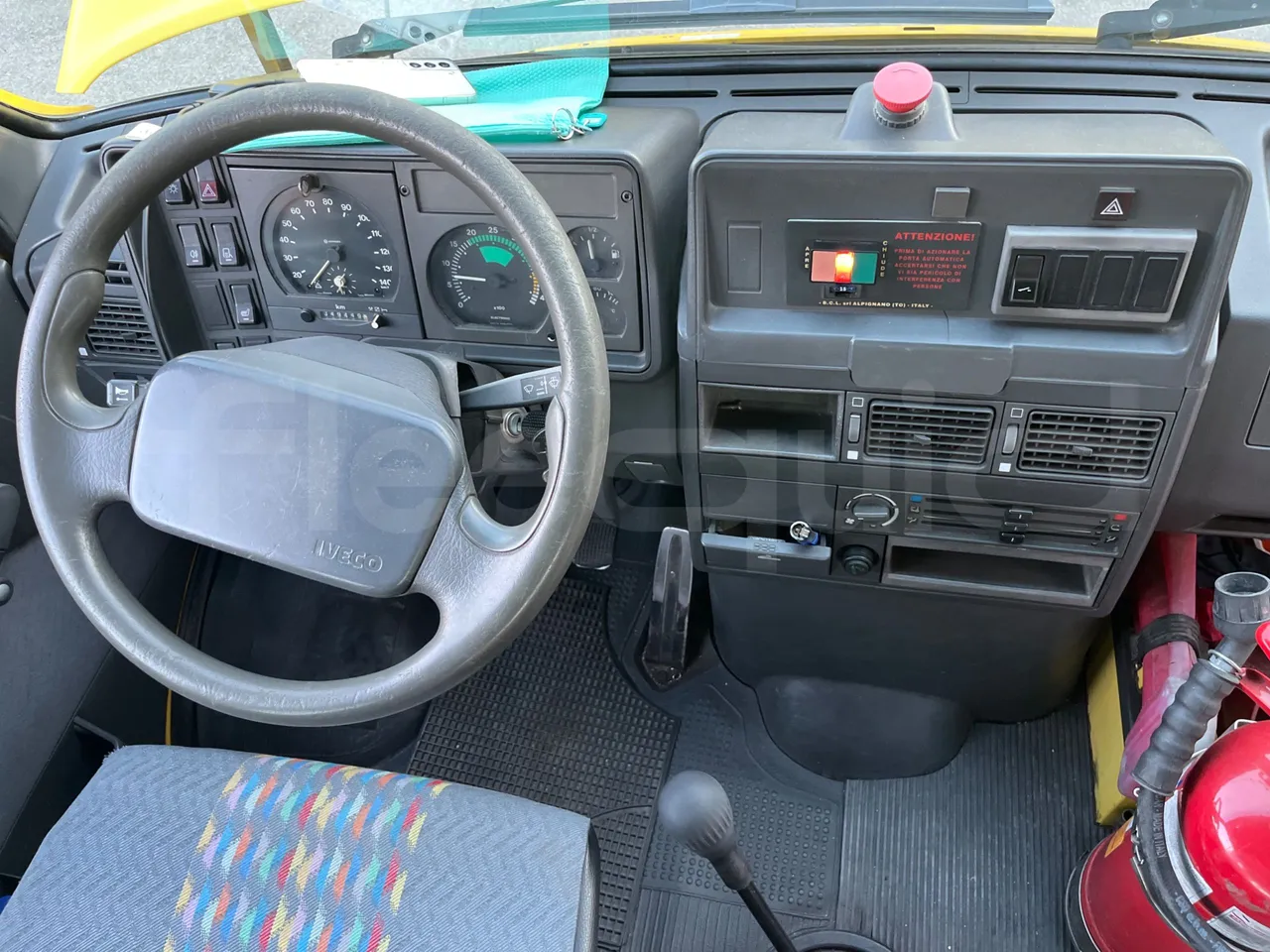 Iveco A45E10 28 - Euro2 - 76kW - 6.860mt - steering wheel photo