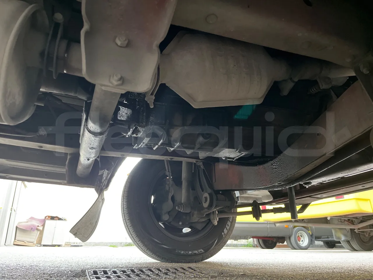 Iveco A45E10 28 - Euro2 - 76kW - 6.860mt - front axle left side