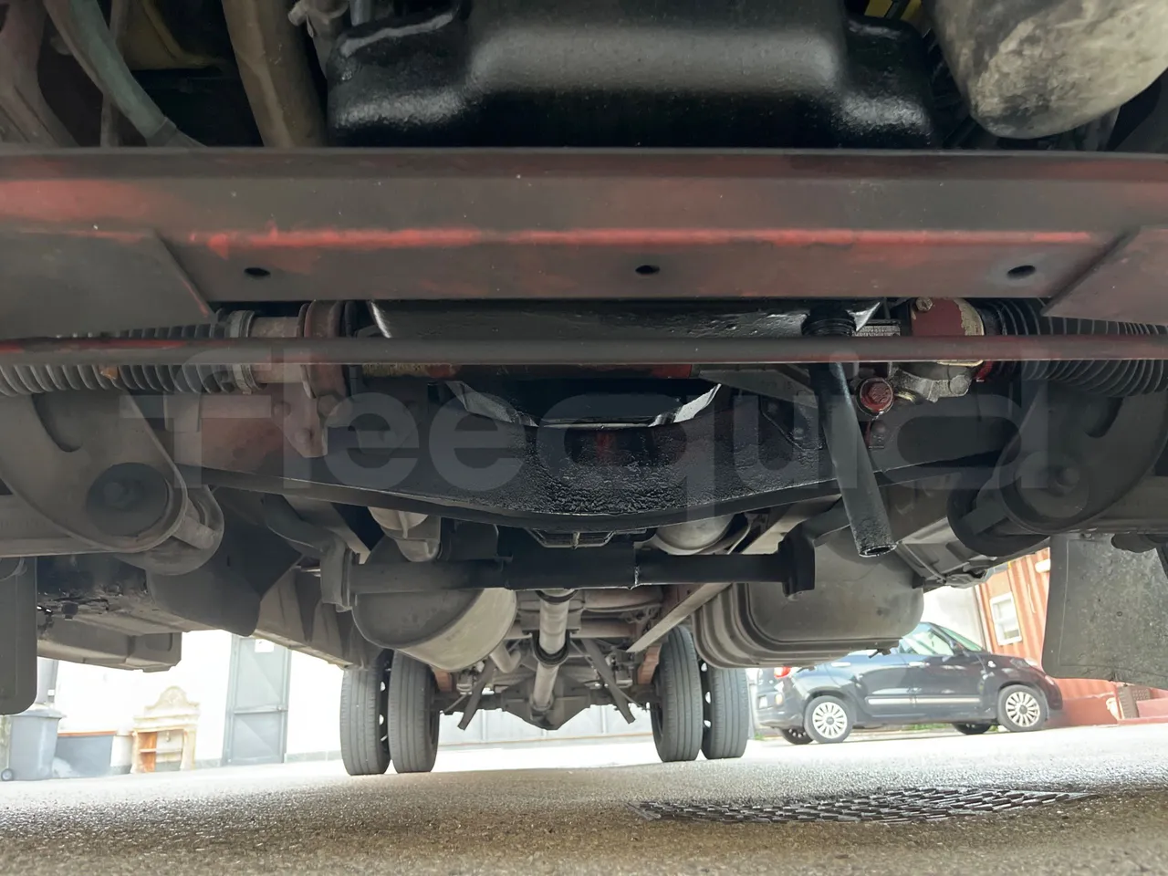 Iveco A45E10 28 - Euro2 - 76kW - 6.860mt - front undercarriage from front