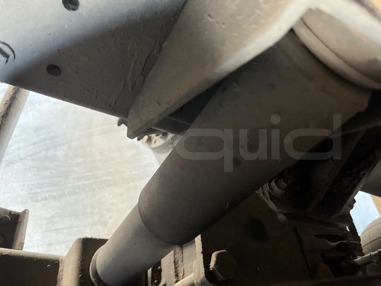 King Long XMQ6900 XMQ6900-3/ Euro 5 - 178Kw - 8,995 Mt - axel 2 air springs 1 right