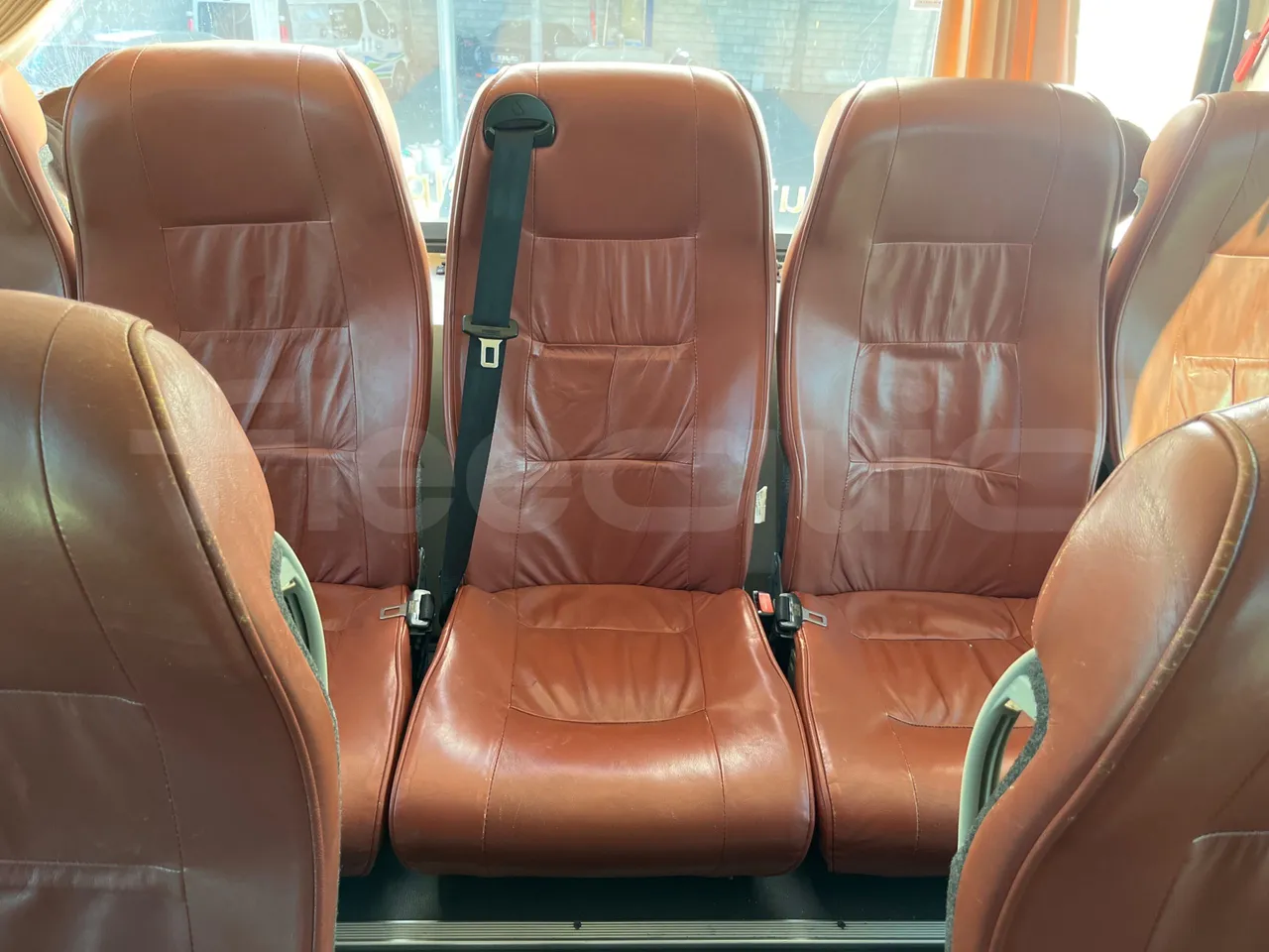 King Long XMQ6900 XMQ6900-3/ Euro 5 - 178Kw - 8,995 Mt - single seat detail