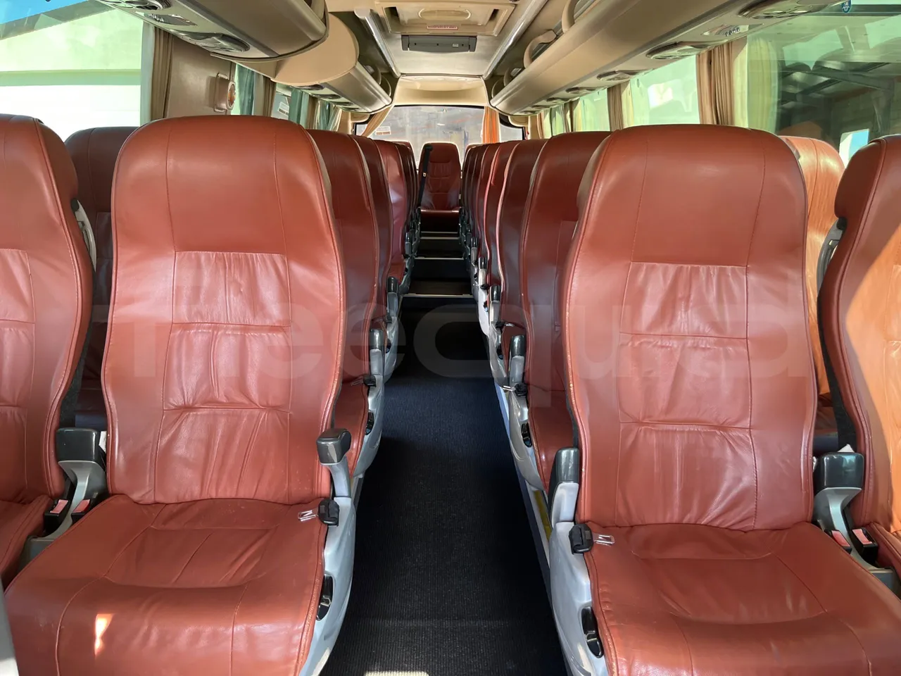 King Long XMQ6900 XMQ6900-3/ Euro 5 - 178Kw - 8,995 Mt - interior reverse seats driver height