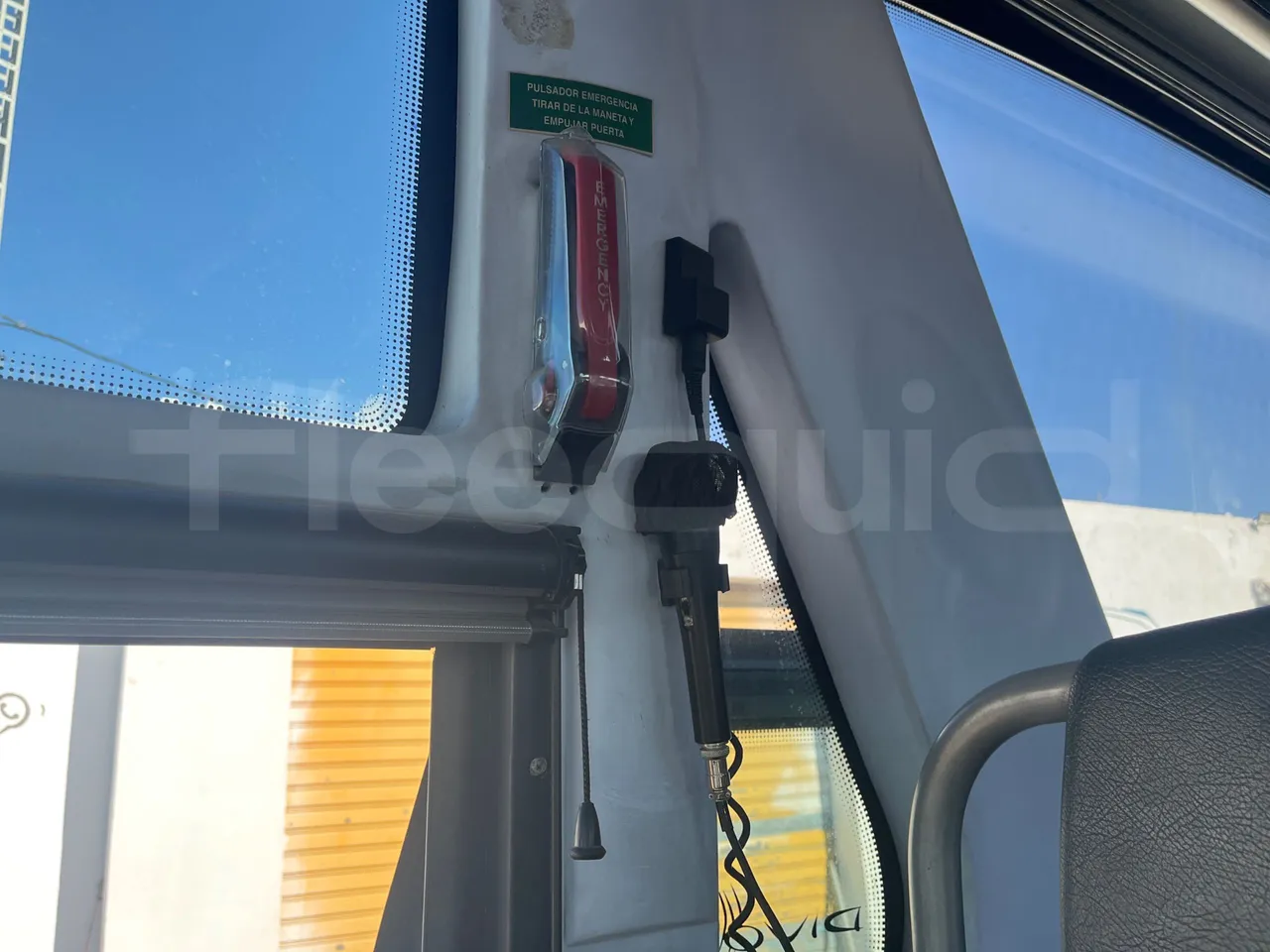 Iveco 389 - Hostess Microphone