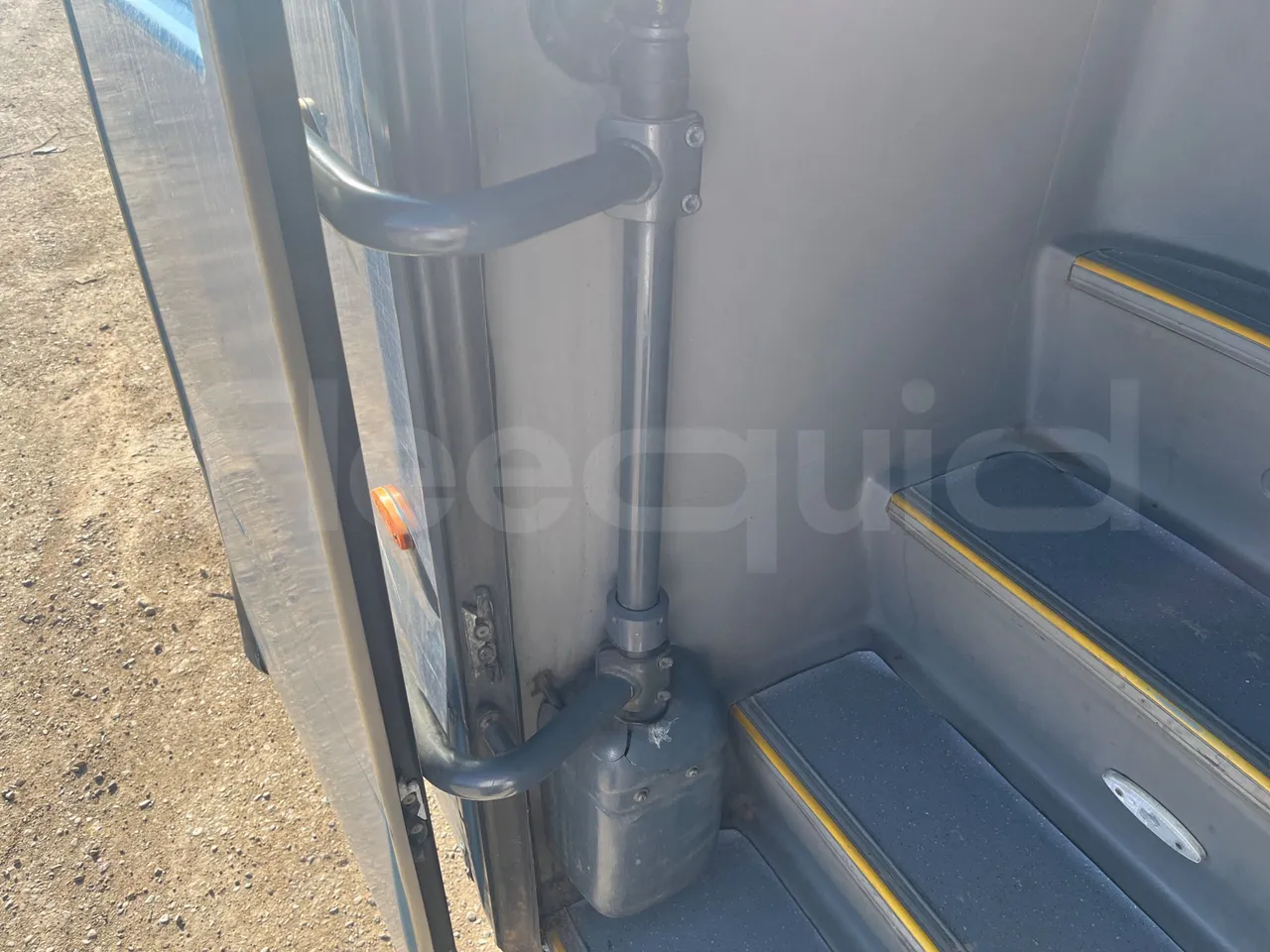 Iveco 389 - Seats