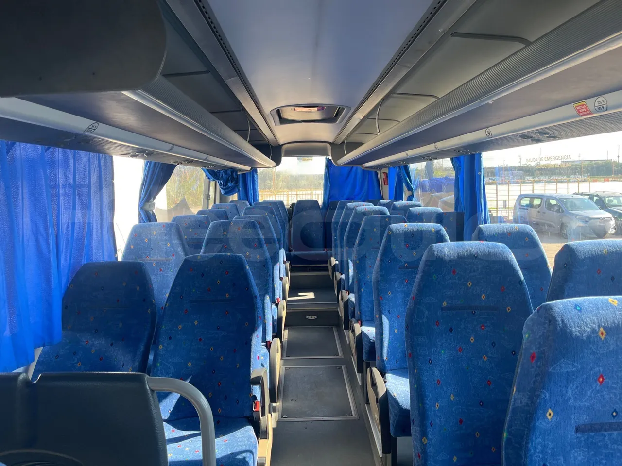 Iveco 389 - Reverse Seats From Middle Position