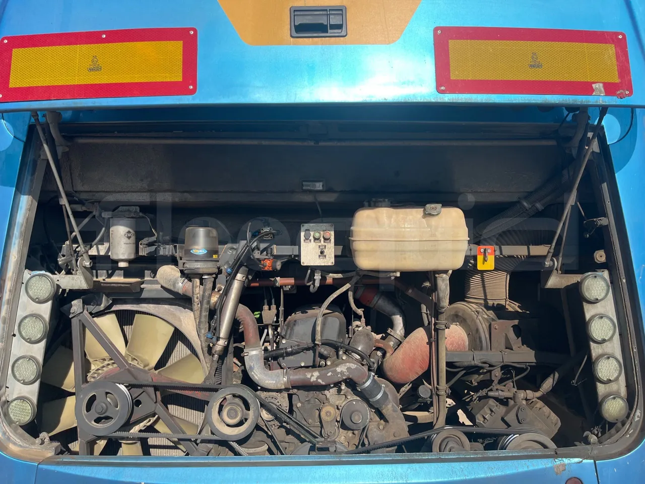 Iveco 389 - Rear Hatch Open