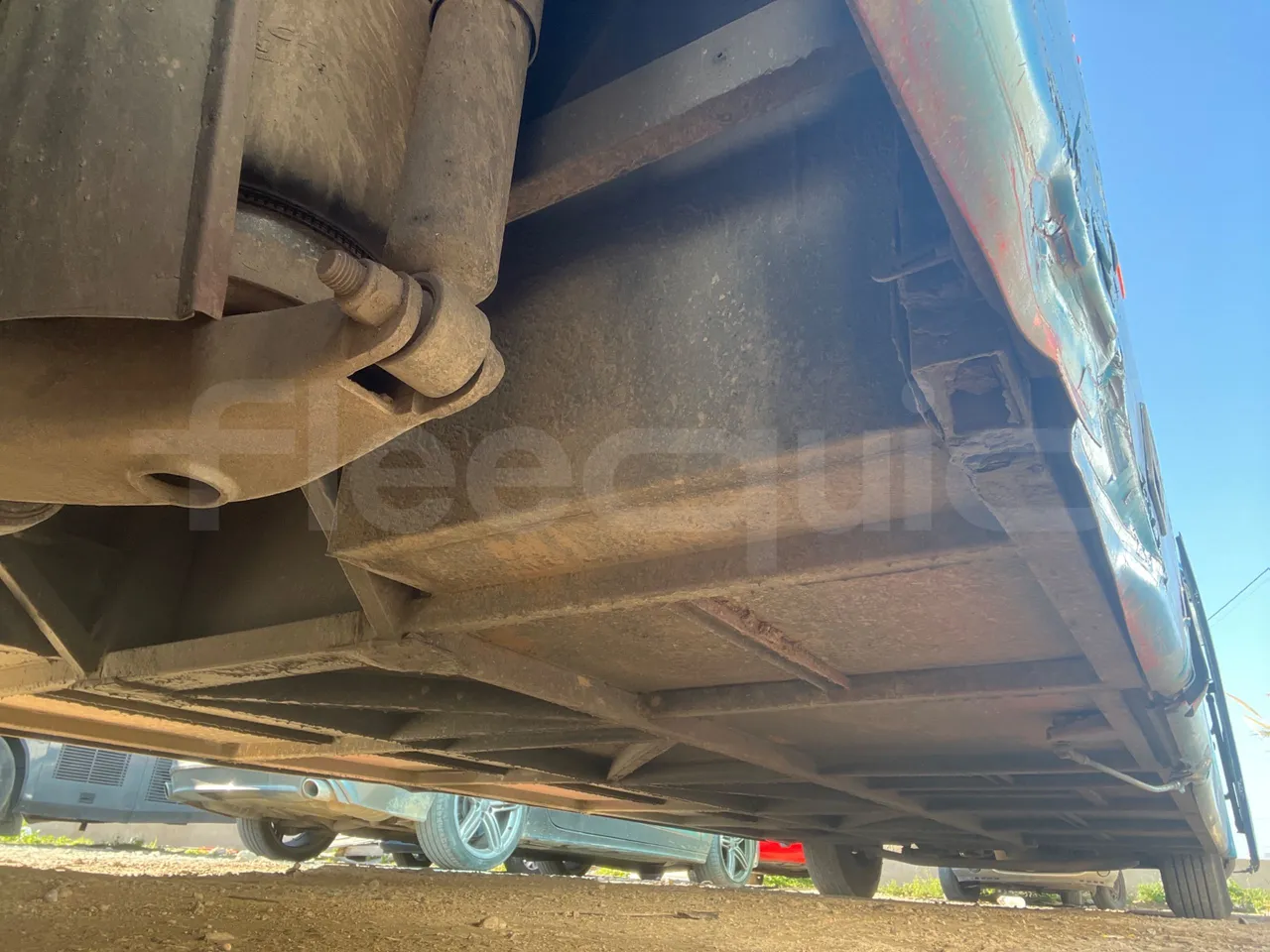 Iveco 389 - Third Axle First Shock Absorbers Right Side