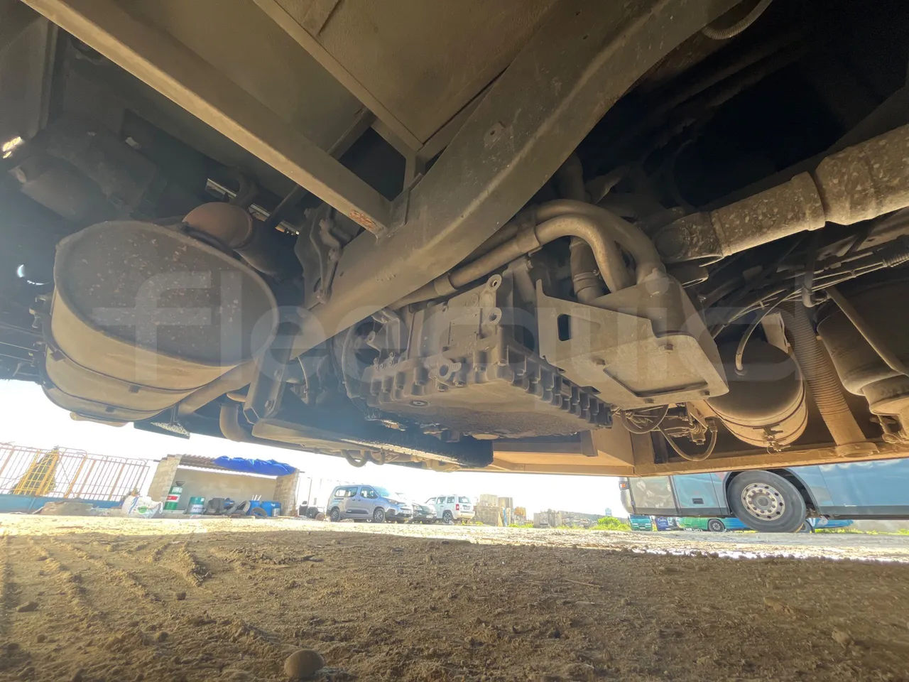 Iveco 389 - Third Axle Second Shock Absorbers Right Side