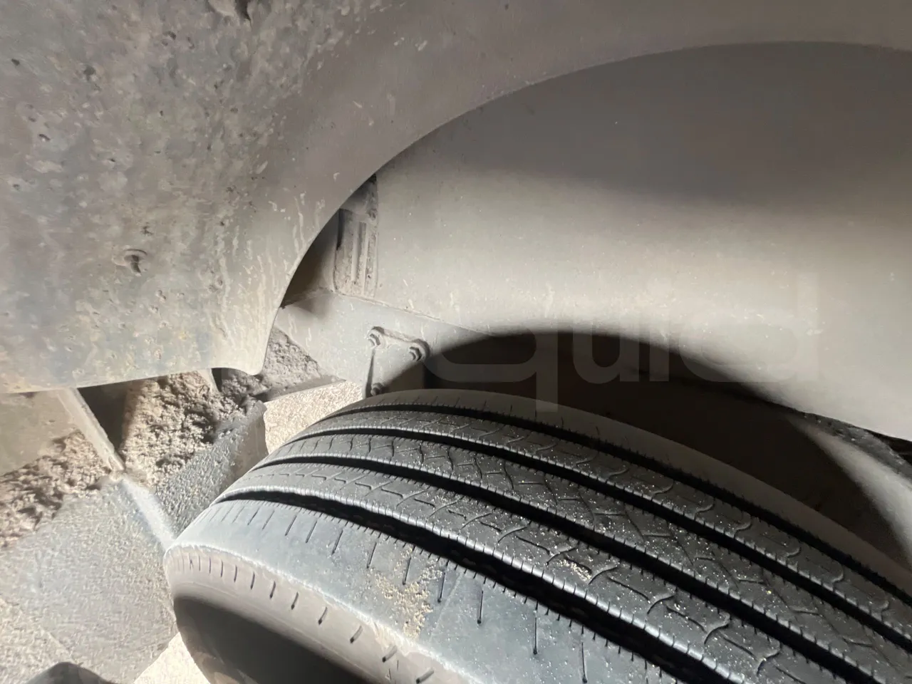Iveco 389 - Second Axle Central