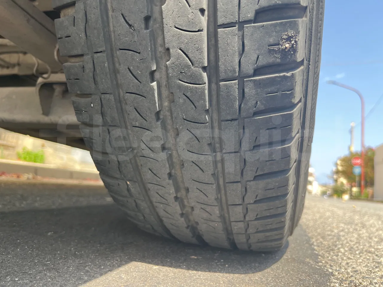 Fiat Ducato - Second Axle Left Side: Tyre Thickness