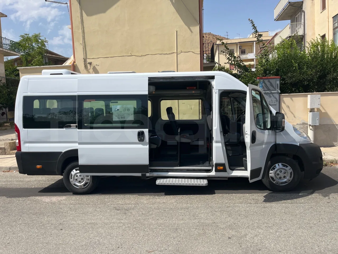 Fiat Ducato - Right Side Doors Open