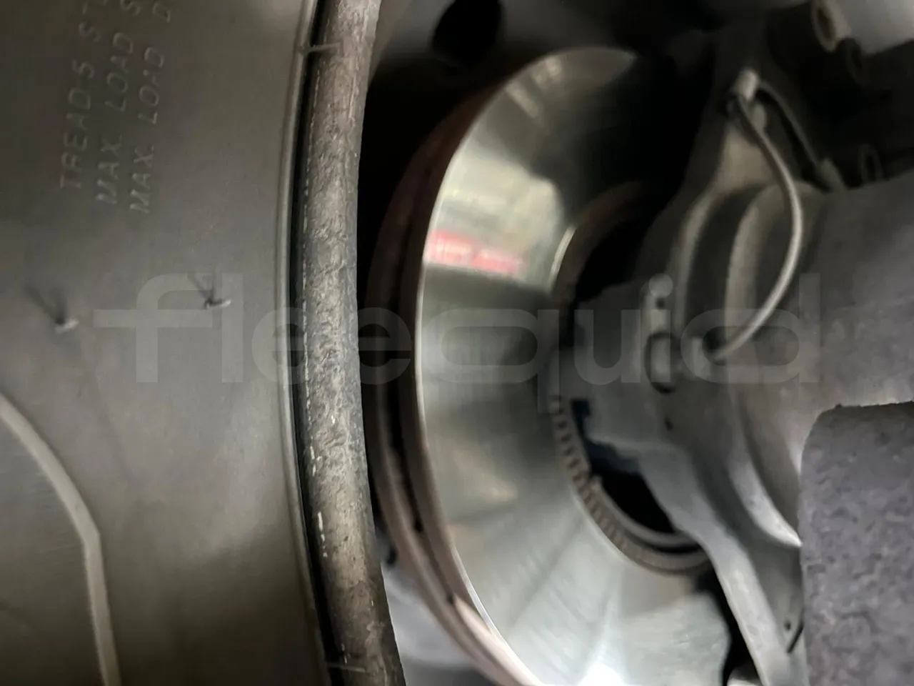 King Long XMQ6900 - front axle central