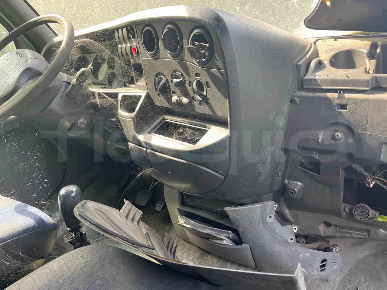 Iveco Daily 35/A - EUR3 - 85.3kW - 5.921m - onboard devices 2