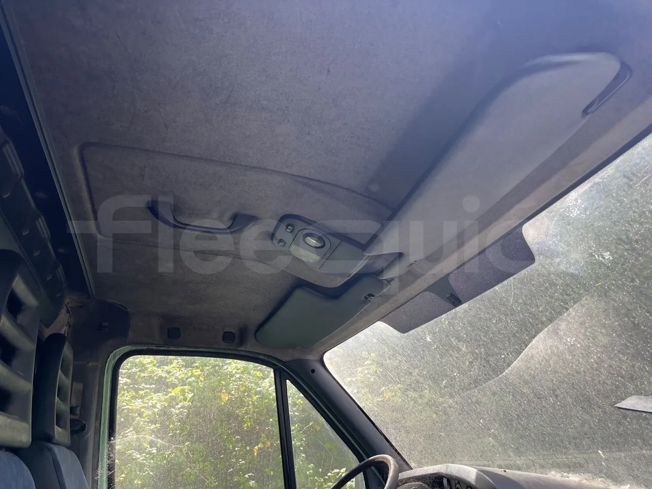 Iveco Daily 35/A - EUR3 - 85.3kW - 5.921m - overhead compartments photo
