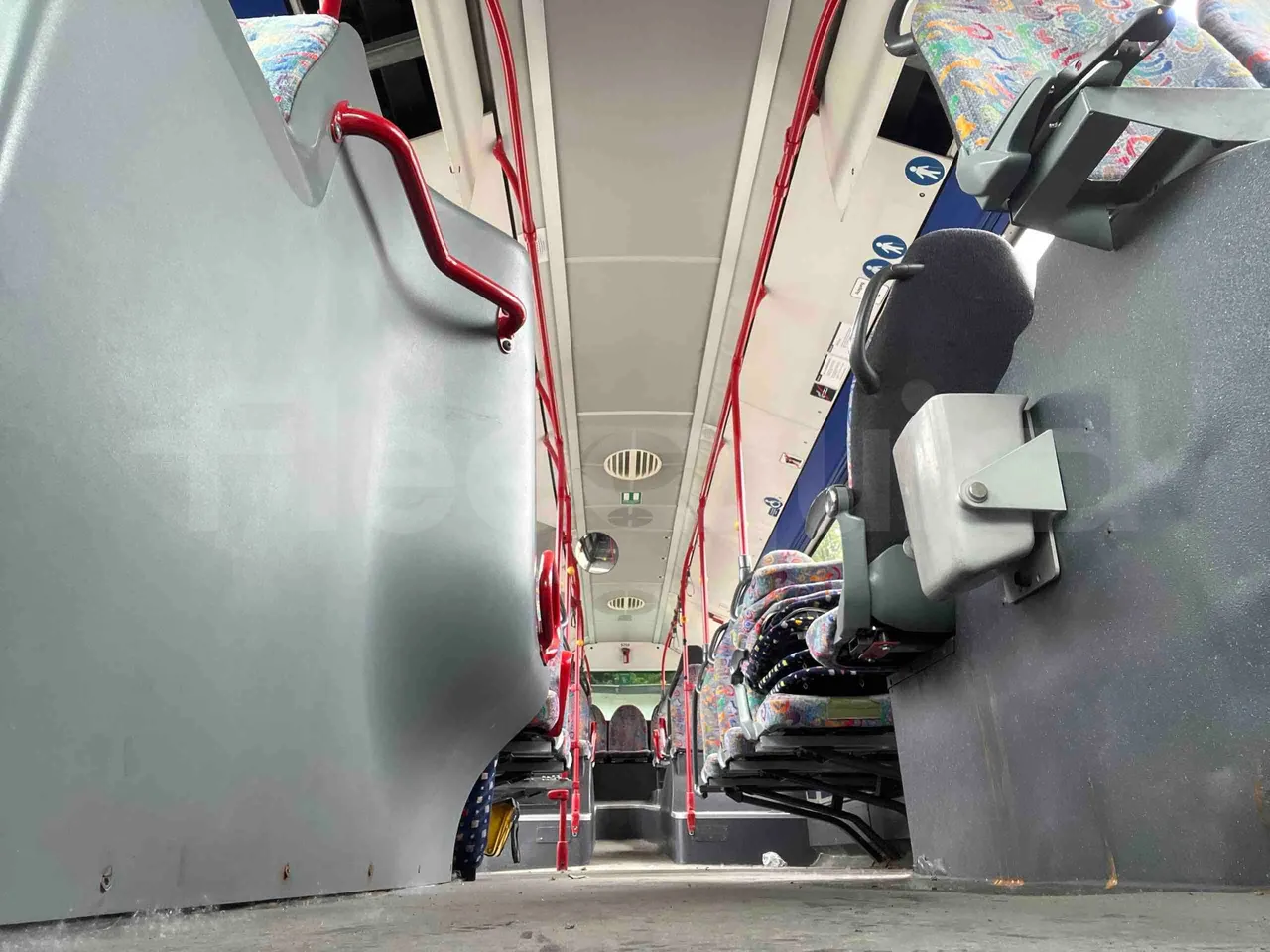 Mercedes-Benz Citaro - seat brackets photo