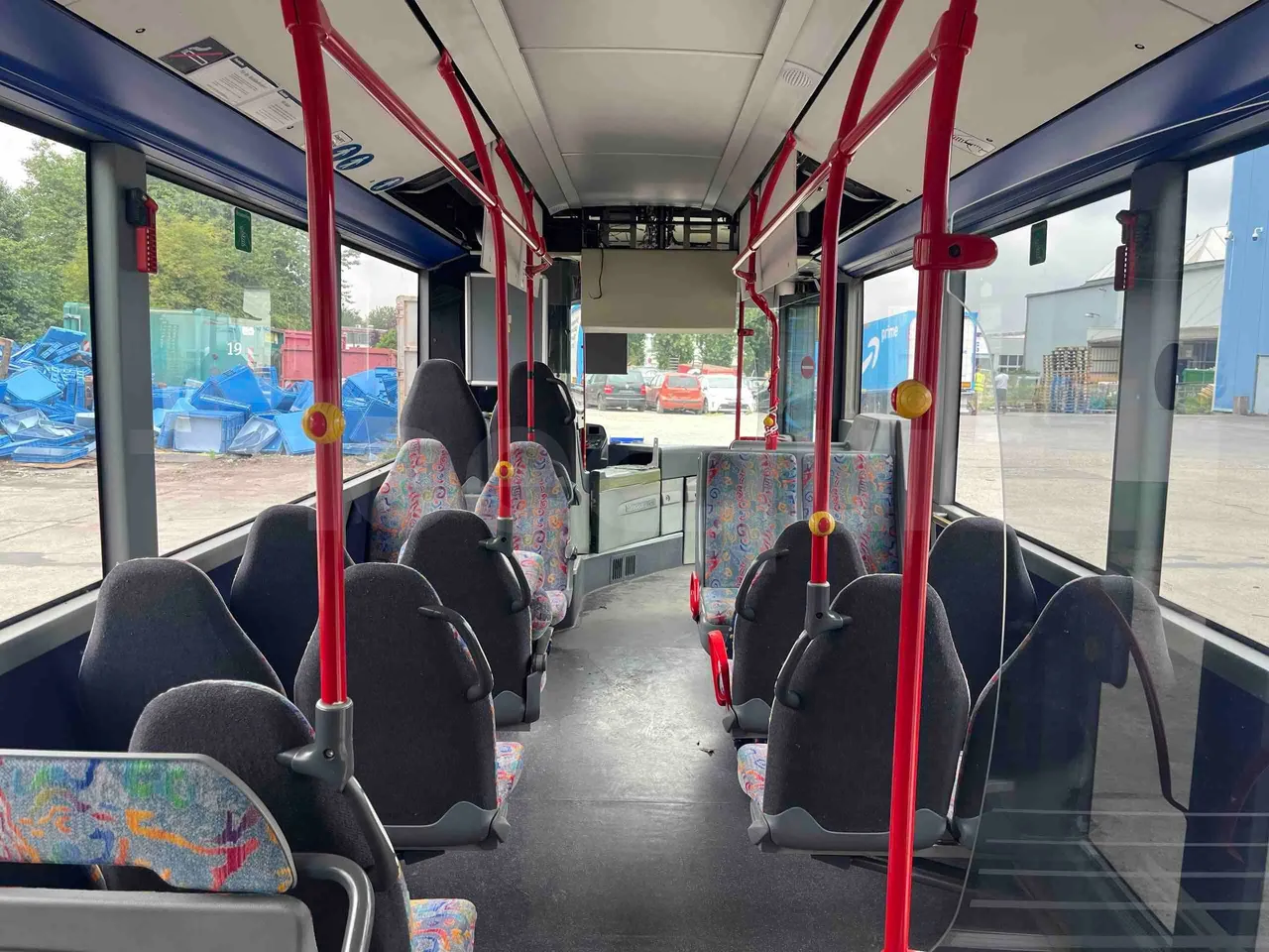 Mercedes-Benz Citaro - forward view middle aisle