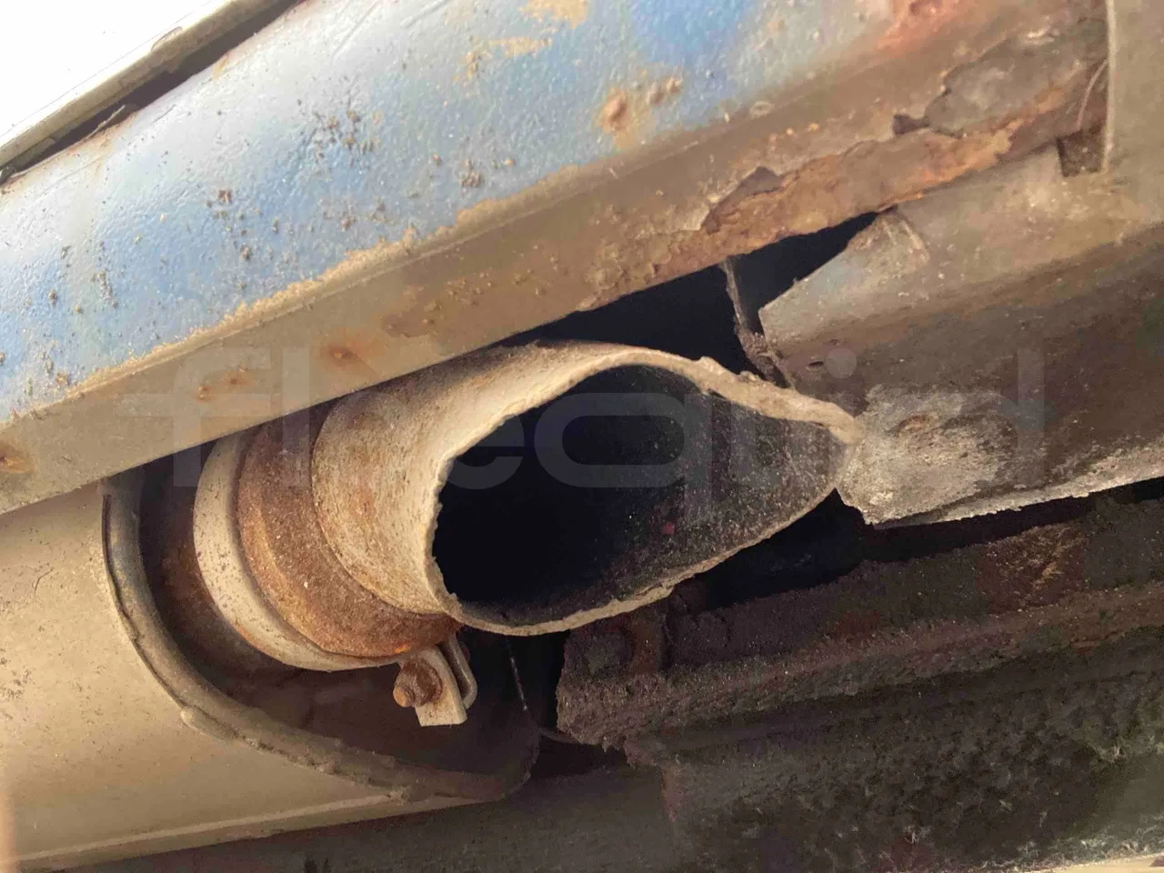 Mercedes-Benz Citaro - axle 2 shock absorbers 2 left