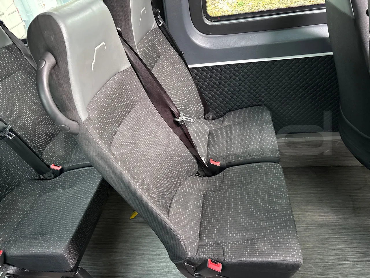 Mercedes-Benz Sprinter Mercus - Euro6 - 120kW -  6.961mt - single seat detail