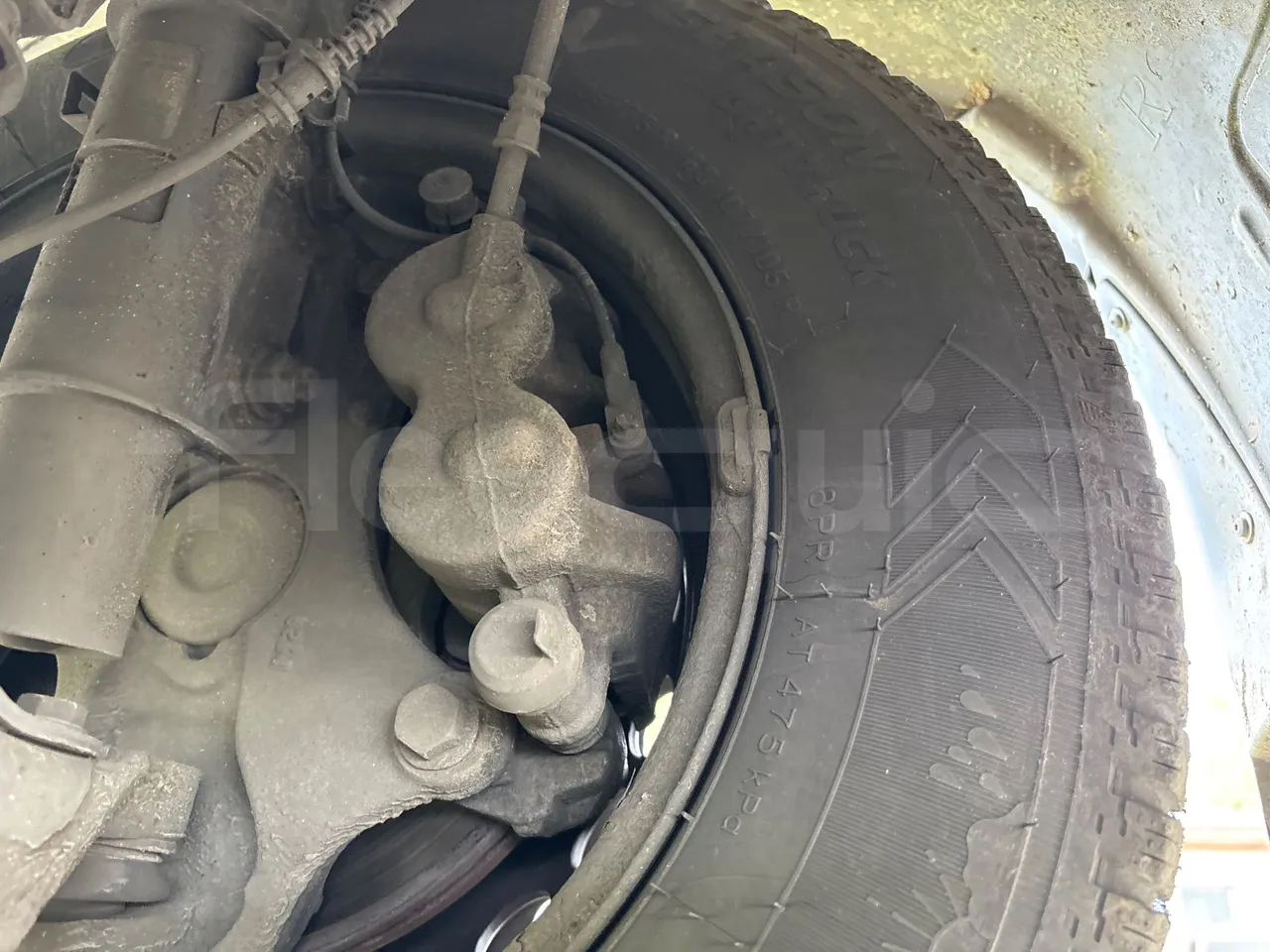 Mercedes-Benz Sprinter Mercus - Euro6 - 120kW -  6.961mt - front brake calipers right