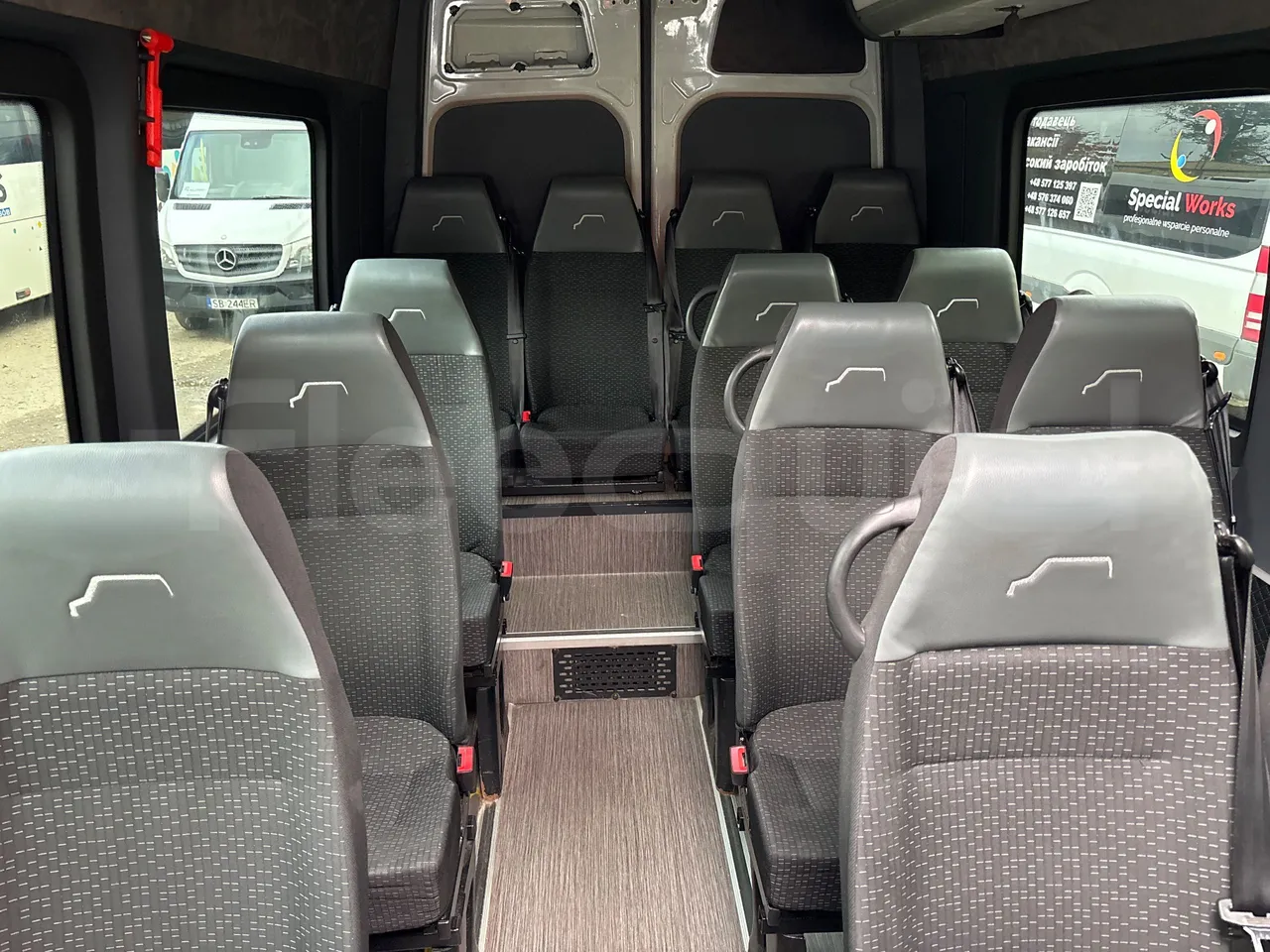 Mercedes-Benz Sprinter Mercus - Euro6 - 120kW -  6.961mt - reverse view middle aisle