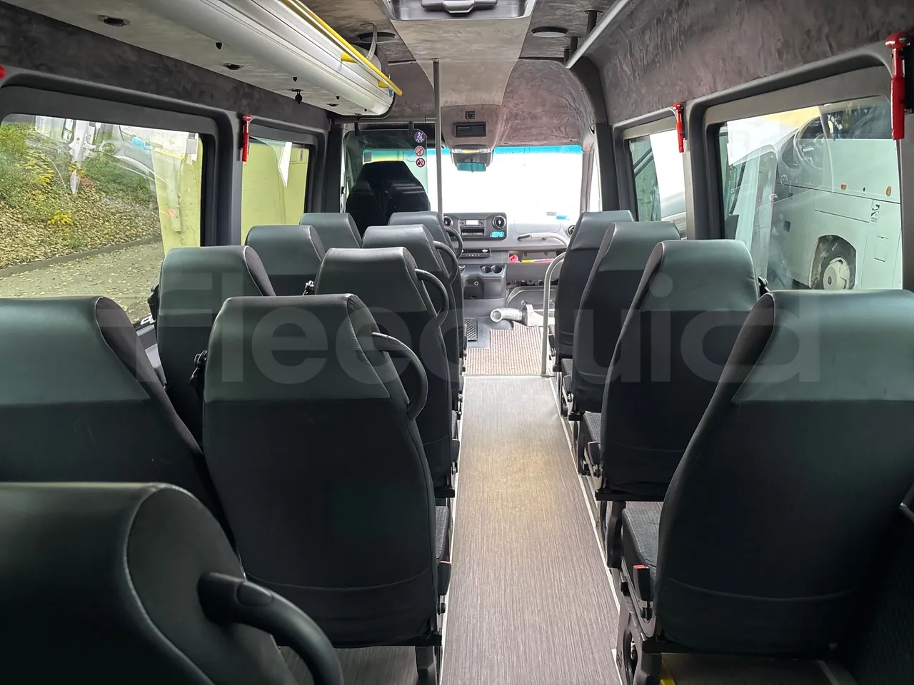 Mercedes-Benz Sprinter Mercus - Euro6 - 120kW -  6.961mt - forward view all seats last row height