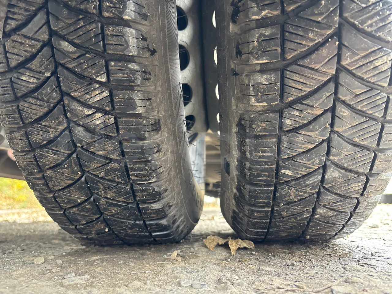 Mercedes-Benz Sprinter Mercus - Euro6 - 120kW -  6.961mt - tread condition second axle tires right