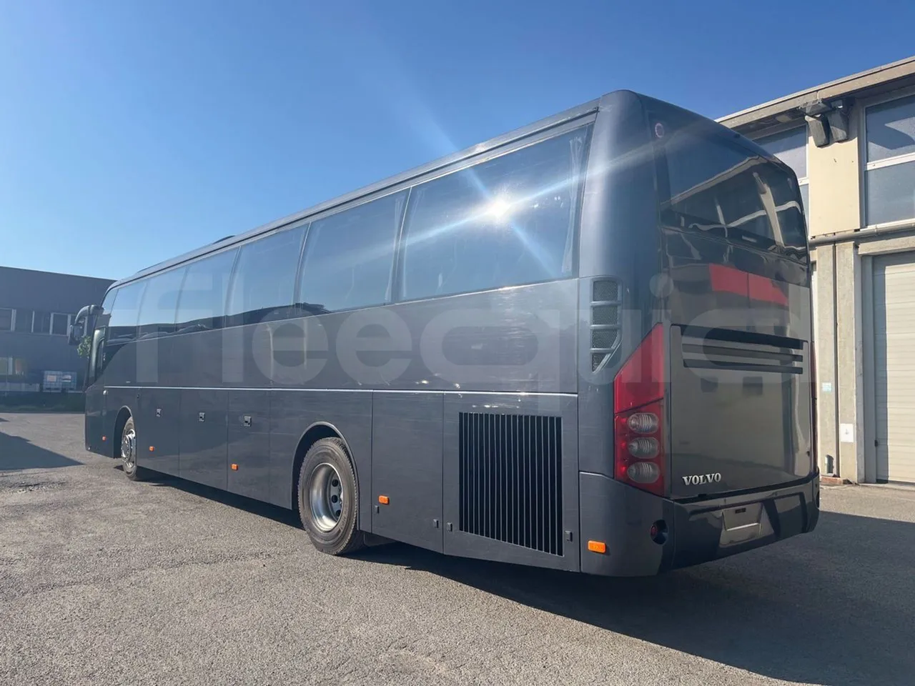 Volvo 9500 B4SC - EUR6 - 286kW - 12.290m - 3/4 left rear side