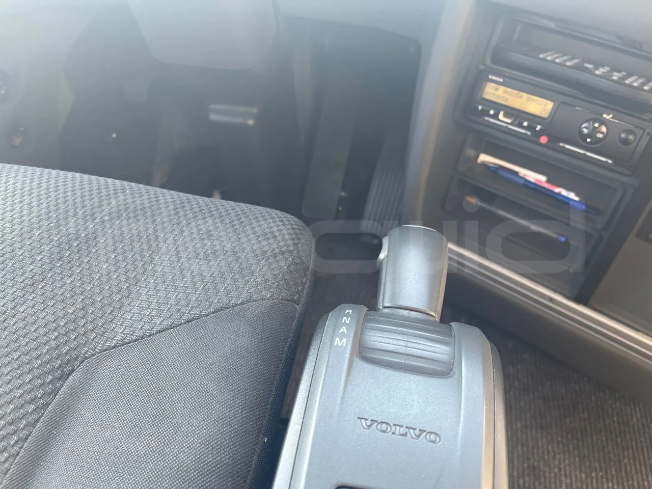 Volvo 9500 B4SC - EUR6 - 286kW - 12.290m - radio accessories photo