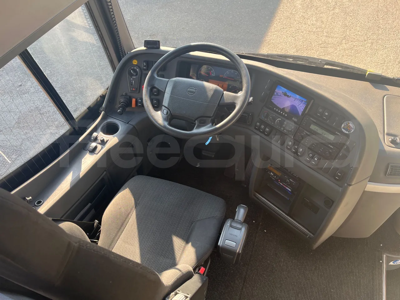 Volvo 9500 B4SC - EUR6 - 286kW - 12.290m - onboard devices 2