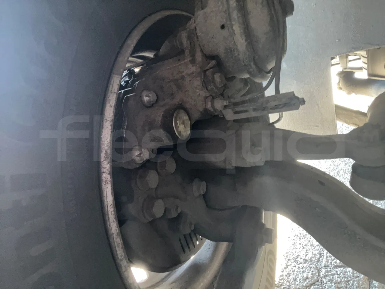 Volvo 9500 B4SC - EUR6 - 286kW - 12.290m - front discs left