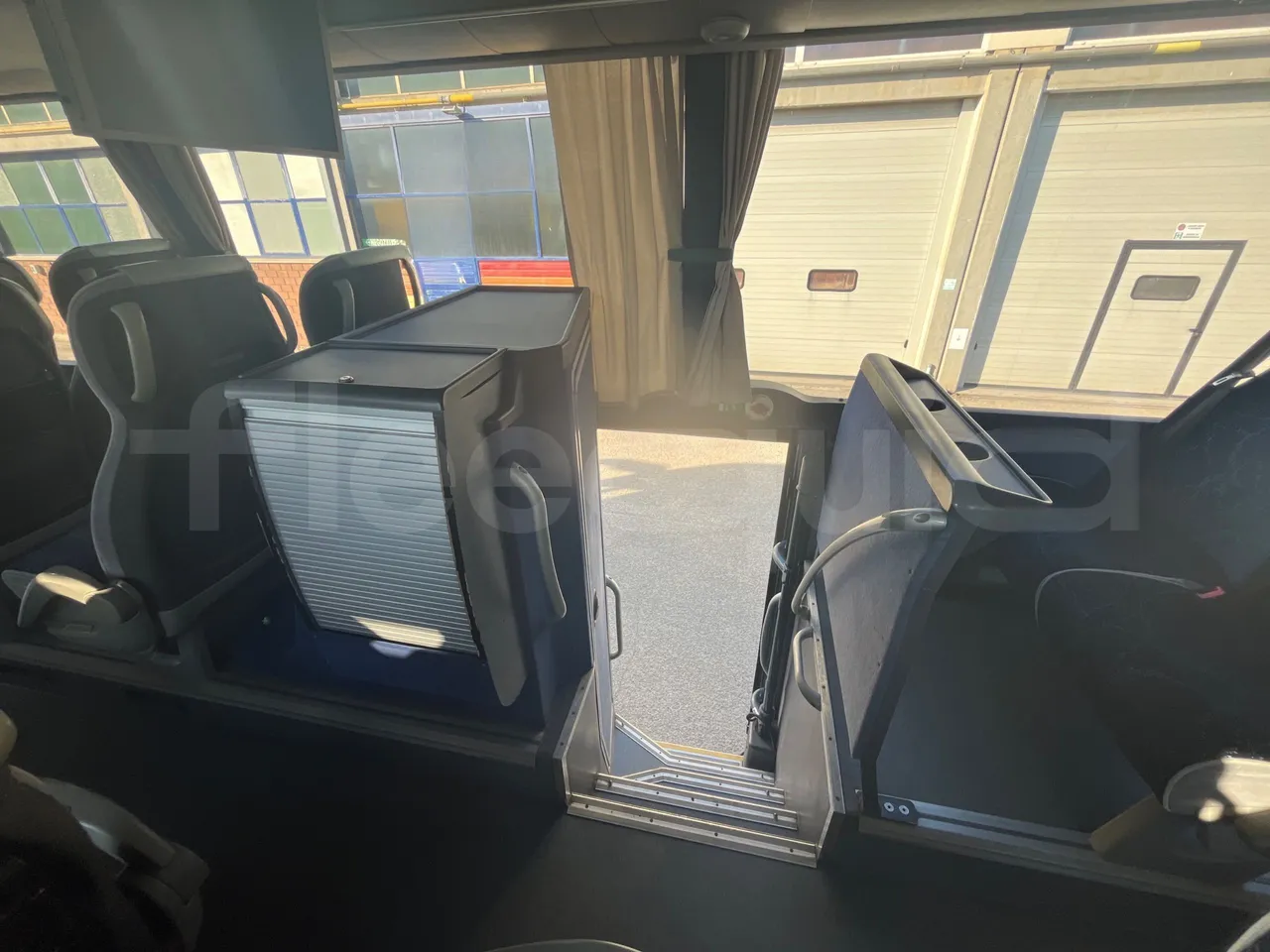 Volvo 9500 B4SC - EUR6 - 286kW - 12.290m - roof hatch 3