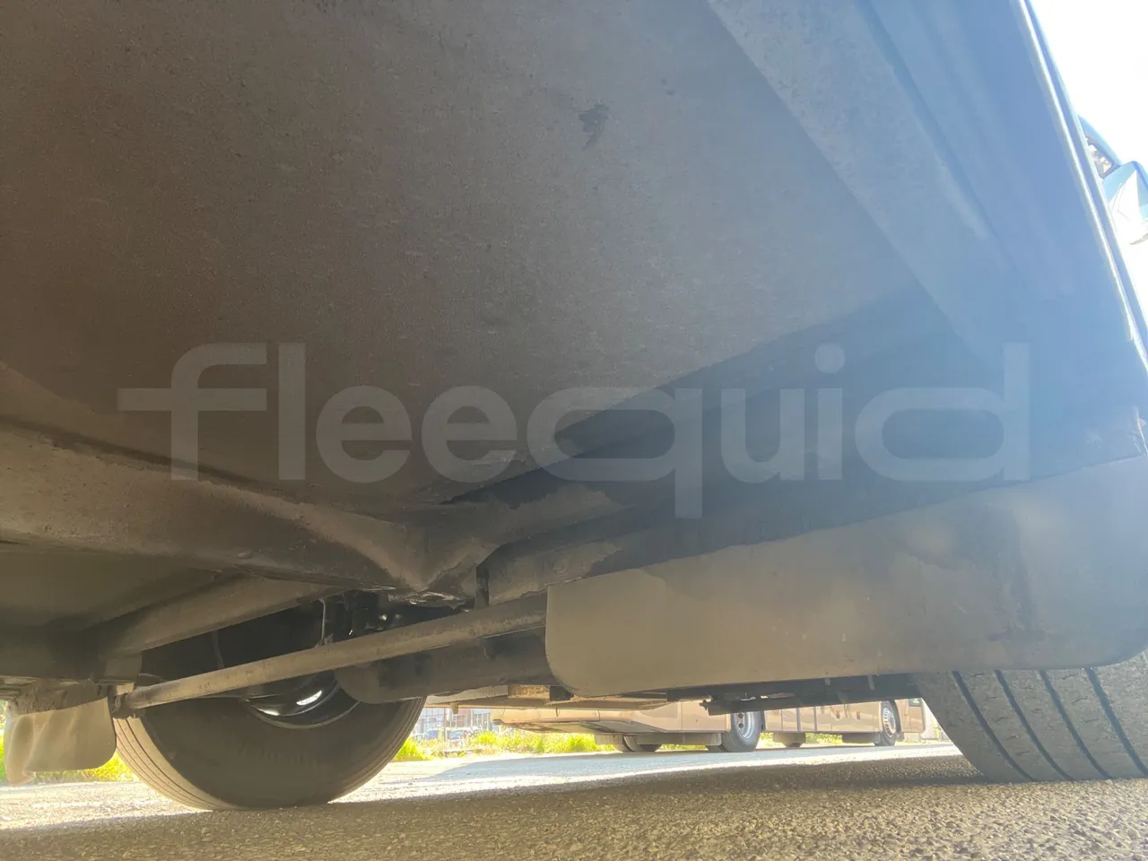 Volvo 9500 B4SC - EUR6 - 286kW - 12.290m - front axle right side