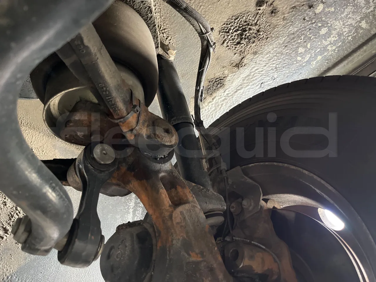 Setra S 417 S417 HDH/ Euro 4 - 350 Kw - 13,85 Mt - front shock absorbers right